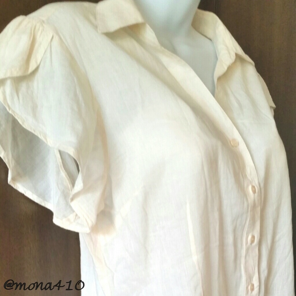 🔴 4/$15 Austin Clothing Co. Cream Blouse